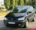 Черный Опель Зафира, объемом двигателя 2.2 л и пробегом 220 тыс. км за 3700 $, фото 4 на Automoto.ua