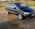 Черный Опель Зафира, объемом двигателя 2.2 л и пробегом 320 тыс. км за 2200 $, фото 1 на Automoto.ua