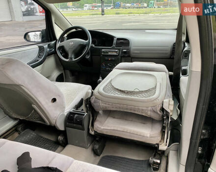 Чорний Опель Зафіра, об'ємом двигуна 2 л та пробігом 250 тис. км за 2999 $, фото 24 на Automoto.ua