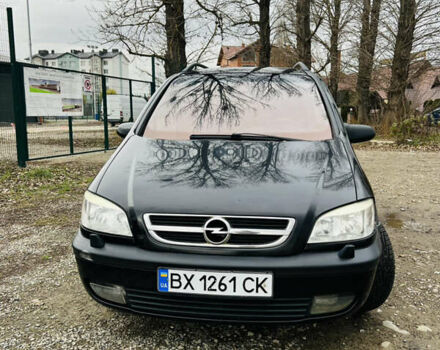 Чорний Опель Зафіра, об'ємом двигуна 2 л та пробігом 352 тис. км за 4500 $, фото 1 на Automoto.ua