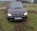 Чорний Опель Зафіра, об'ємом двигуна 2.2 л та пробігом 294 тис. км за 4300 $, фото 1 на Automoto.ua