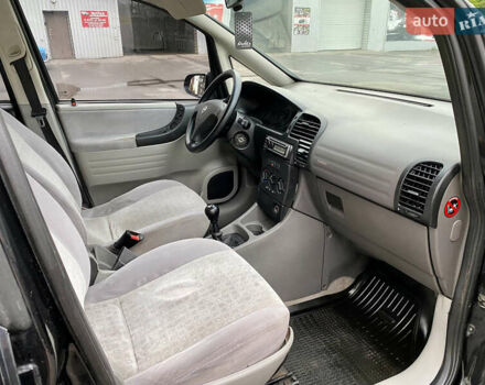 Чорний Опель Зафіра, об'ємом двигуна 2 л та пробігом 250 тис. км за 2999 $, фото 22 на Automoto.ua