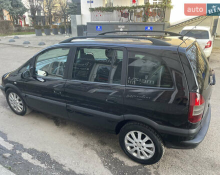 Черный Опель Зафира, объемом двигателя 2 л и пробегом 400 тыс. км за 4000 $, фото 3 на Automoto.ua