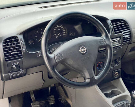 Чорний Опель Зафіра, об'ємом двигуна 2 л та пробігом 250 тис. км за 2999 $, фото 30 на Automoto.ua