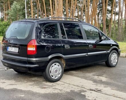 Черный Опель Зафира, объемом двигателя 2 л и пробегом 250 тыс. км за 2999 $, фото 13 на Automoto.ua