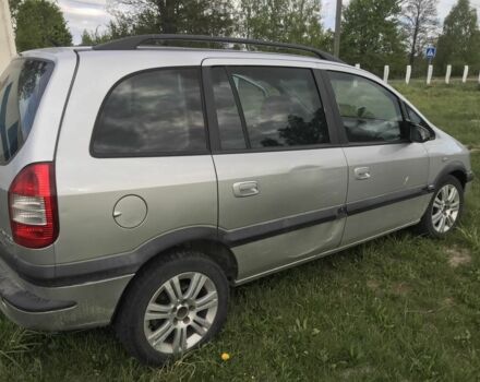 Черный Опель Зафира, объемом двигателя 2.2 л и пробегом 300 тыс. км за 700 $, фото 1 на Automoto.ua