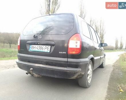 Черный Опель Зафира, объемом двигателя 2 л и пробегом 360 тыс. км за 2550 $, фото 1 на Automoto.ua
