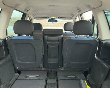 Чорний Опель Зафіра, об'ємом двигуна 2 л та пробігом 352 тис. км за 4500 $, фото 5 на Automoto.ua