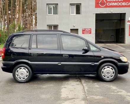 Черный Опель Зафира, объемом двигателя 2 л и пробегом 250 тыс. км за 2999 $, фото 2 на Automoto.ua