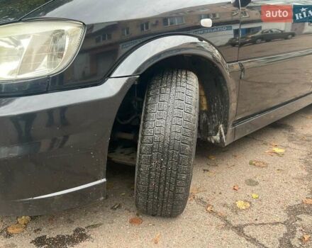 Опель Зафіра 2003 у Черкасах на Automoto.ua Чорний Опель Зафіра, об'ємом двигуна 2.17 л та пробігом 154 тис. км за 4400 $, фото 11 на Automoto.ua
