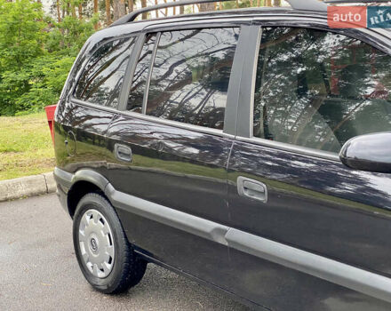 Чорний Опель Зафіра, об'ємом двигуна 2 л та пробігом 250 тис. км за 2999 $, фото 18 на Automoto.ua