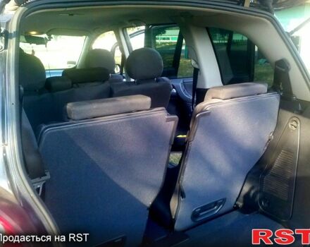 Черный Опель Зафира, объемом двигателя 1.8 л и пробегом 189 тыс. км за 4700 $, фото 3 на Automoto.ua