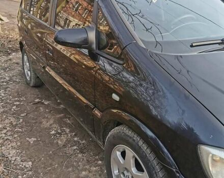 Черный Опель Зафира, объемом двигателя 1.8 л и пробегом 235 тыс. км за 4900 $, фото 1 на Automoto.ua