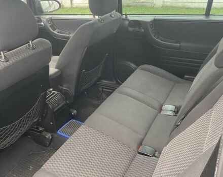 Черный Опель Зафира, объемом двигателя 2 л и пробегом 287 тыс. км за 2450 $, фото 8 на Automoto.ua