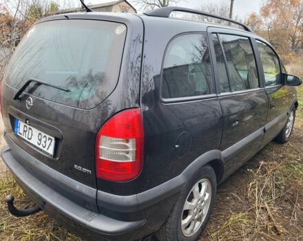 Чорний Опель Зафіра, об'ємом двигуна 2 л та пробігом 281 тис. км за 2500 $, фото 4 на Automoto.ua