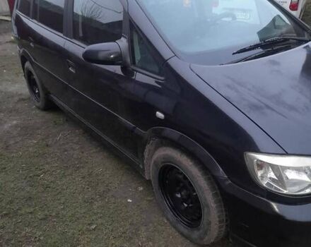 Черный Опель Зафира, объемом двигателя 2 л и пробегом 300 тыс. км за 4100 $, фото 6 на Automoto.ua