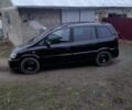 Черный Опель Зафира, объемом двигателя 2 л и пробегом 300 тыс. км за 4100 $, фото 4 на Automoto.ua