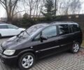 Черный Опель Зафира, объемом двигателя 1.6 л и пробегом 289 тыс. км за 4000 $, фото 1 на Automoto.ua
