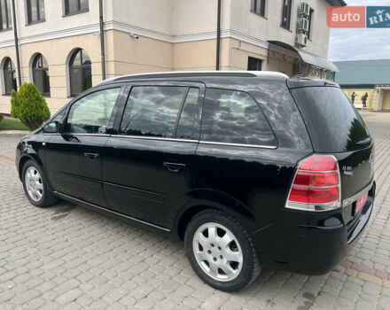 Чорний Опель Зафіра, об'ємом двигуна 1.6 л та пробігом 215 тис. км за 5290 $, фото 15 на Automoto.ua