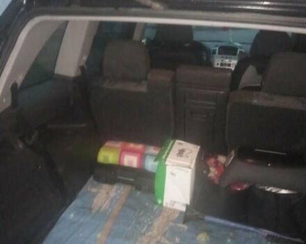 Черный Опель Зафира, объемом двигателя 1.9 л и пробегом 216 тыс. км за 7300 $, фото 4 на Automoto.ua