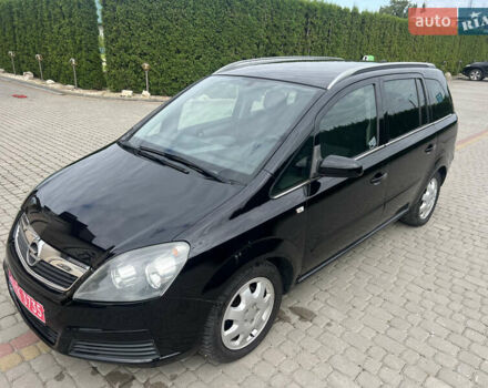 Чорний Опель Зафіра, об'ємом двигуна 1.6 л та пробігом 215 тис. км за 5290 $, фото 2 на Automoto.ua