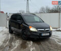 Черный Опель Зафира, объемом двигателя 1.9 л и пробегом 418 тыс. км за 4500 $, фото 1 на Automoto.ua