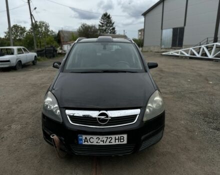 Черный Опель Зафира, объемом двигателя 1.9 л и пробегом 208 тыс. км за 3000 $, фото 5 на Automoto.ua