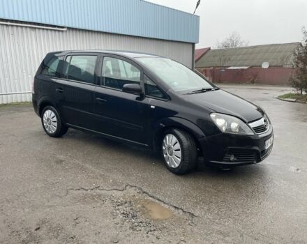 Черный Опель Зафира, объемом двигателя 1.9 л и пробегом 350 тыс. км за 2400 $, фото 2 на Automoto.ua