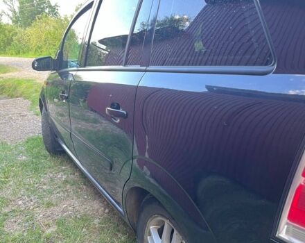 Чорний Опель Зафіра, об'ємом двигуна 1.9 л та пробігом 400 тис. км за 3850 $, фото 3 на Automoto.ua