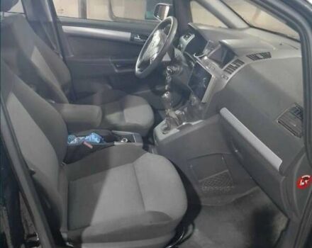 Опель Зафира 2005 в Вольногорске на Automoto.ua Черный Опель Зафира, объемом двигателя 2.2 л и пробегом 250 тыс. км за 5000 $, фото 3 на Automoto.ua