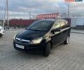 Черный Опель Зафира, объемом двигателя 1.6 л и пробегом 327 тыс. км за 4250 $, фото 1 на Automoto.ua