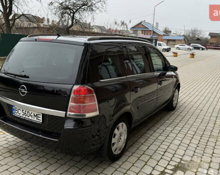 Черный Опель Зафира, объемом двигателя 1.6 л и пробегом 249 тыс. км за 4500 $, фото 4 на Automoto.ua