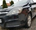Чорний Опель Зафіра, об'ємом двигуна 2 л та пробігом 350 тис. км за 4850 $, фото 1 на Automoto.ua