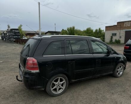 Черный Опель Зафира, объемом двигателя 1.9 л и пробегом 208 тыс. км за 3000 $, фото 3 на Automoto.ua