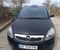 Черный Опель Зафира, объемом двигателя 2.2 л и пробегом 197 тыс. км за 5800 $, фото 1 на Automoto.ua