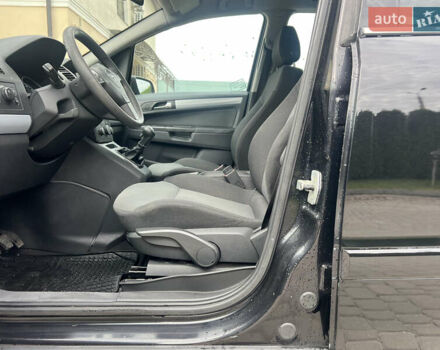 Чорний Опель Зафіра, об'ємом двигуна 1.6 л та пробігом 215 тис. км за 5290 $, фото 23 на Automoto.ua