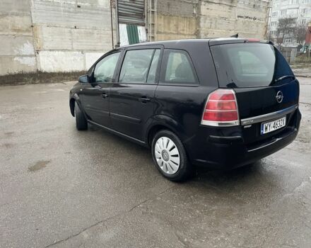 Черный Опель Зафира, объемом двигателя 1.9 л и пробегом 350 тыс. км за 2400 $, фото 6 на Automoto.ua