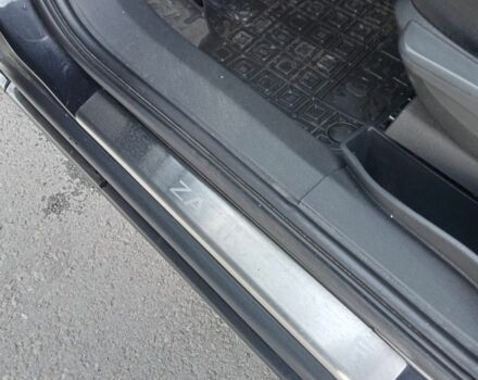 Черный Опель Зафира, объемом двигателя 1.6 л и пробегом 280 тыс. км за 5200 $, фото 5 на Automoto.ua