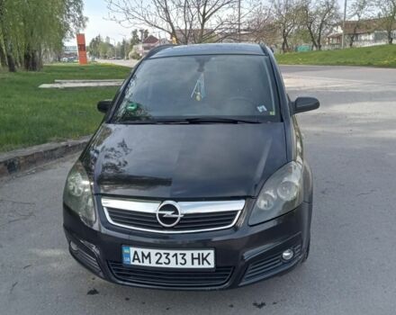 Черный Опель Зафира, объемом двигателя 1.6 л и пробегом 280 тыс. км за 5200 $, фото 1 на Automoto.ua