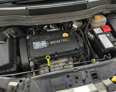 Черный Опель Зафира, объемом двигателя 1.8 л и пробегом 167 тыс. км за 5300 $, фото 24 на Automoto.ua