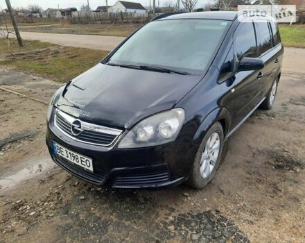 Черный Опель Зафира, объемом двигателя 1.6 л и пробегом 236 тыс. км за 5800 $, фото 1 на Automoto.ua