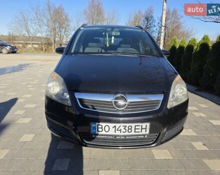 Черный Опель Зафира, объемом двигателя 1.9 л и пробегом 215 тыс. км за 6000 $, фото 6 на Automoto.ua