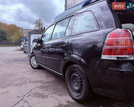 Опель Зафира 2006 в Чернигове на Automoto.ua Черный Опель Зафира, объемом двигателя 1.6 л и пробегом 276 тыс. км за 5300 $, фото 8 на Automoto.ua