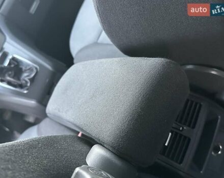 Черный Опель Зафира, объемом двигателя 1.8 л и пробегом 242 тыс. км за 5350 $, фото 61 на Automoto.ua