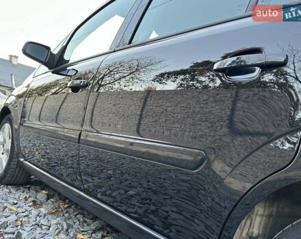 Черный Опель Зафира, объемом двигателя 1.8 л и пробегом 242 тыс. км за 5350 $, фото 16 на Automoto.ua