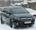 Черный Опель Зафира, объемом двигателя 1.9 л и пробегом 230 тыс. км за 5200 $, фото 1 на Automoto.ua