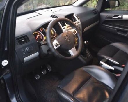 Черный Опель Зафира, объемом двигателя 1.91 л и пробегом 201 тыс. км за 7200 $, фото 21 на Automoto.ua