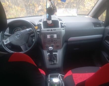 Черный Опель Зафира, объемом двигателя 1.9 л и пробегом 3 тыс. км за 2650 $, фото 1 на Automoto.ua