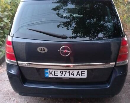Черный Опель Зафира, объемом двигателя 1.91 л и пробегом 201 тыс. км за 7200 $, фото 10 на Automoto.ua