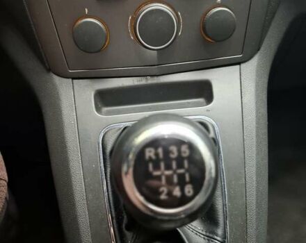 Черный Опель Зафира, объемом двигателя 1.9 л и пробегом 328 тыс. км за 6299 $, фото 13 на Automoto.ua